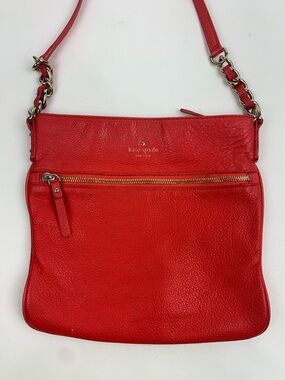 kate spade Red orange Pebbled Leather gold Chain-Accent Crossbody bag Zip Pocket